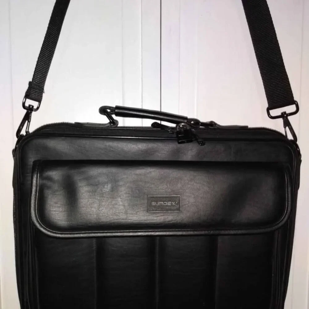 Sumdex Black Leather Laptop Briefcase